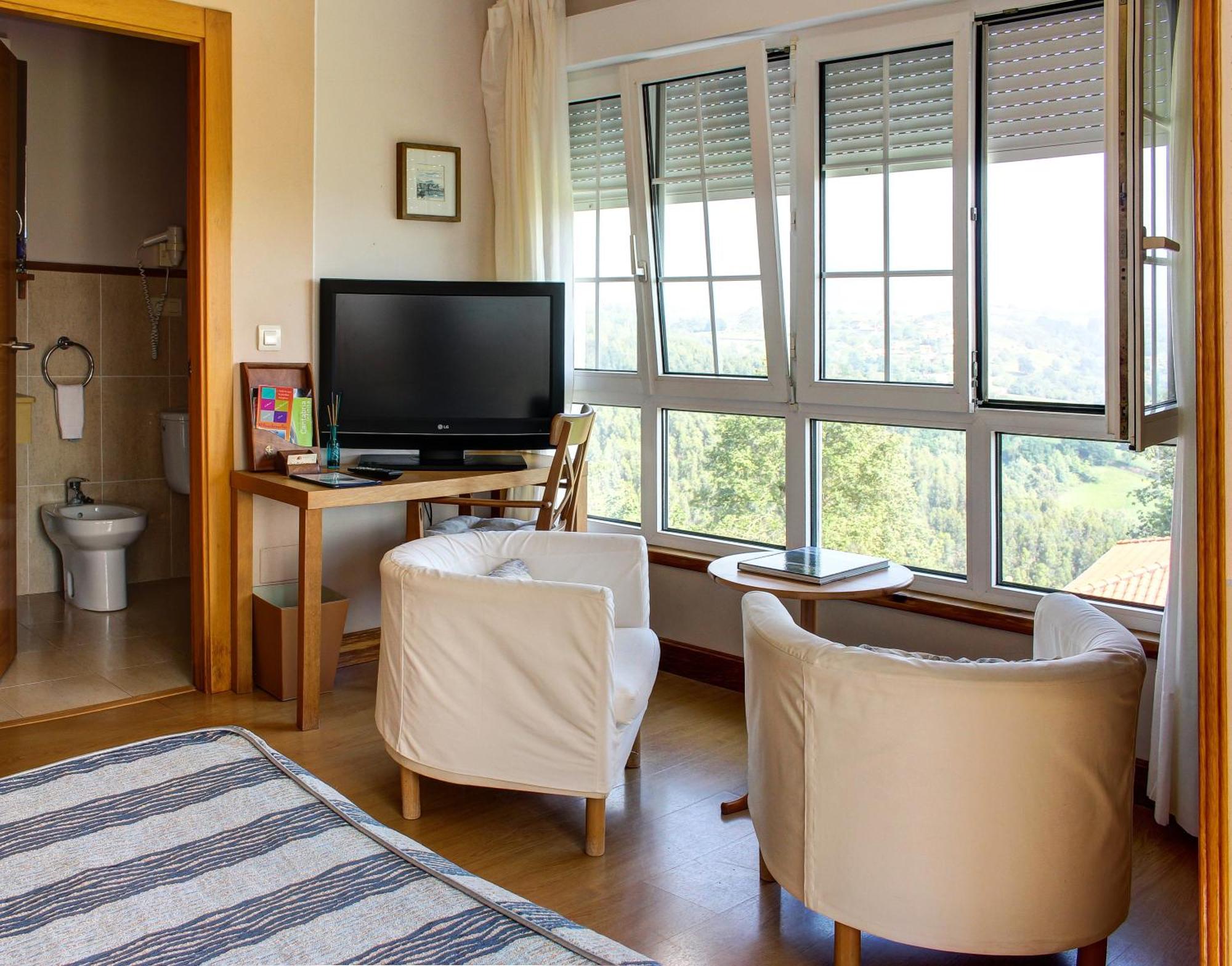 Hotel Mirador Del Sella Рибадеселья Номер фото